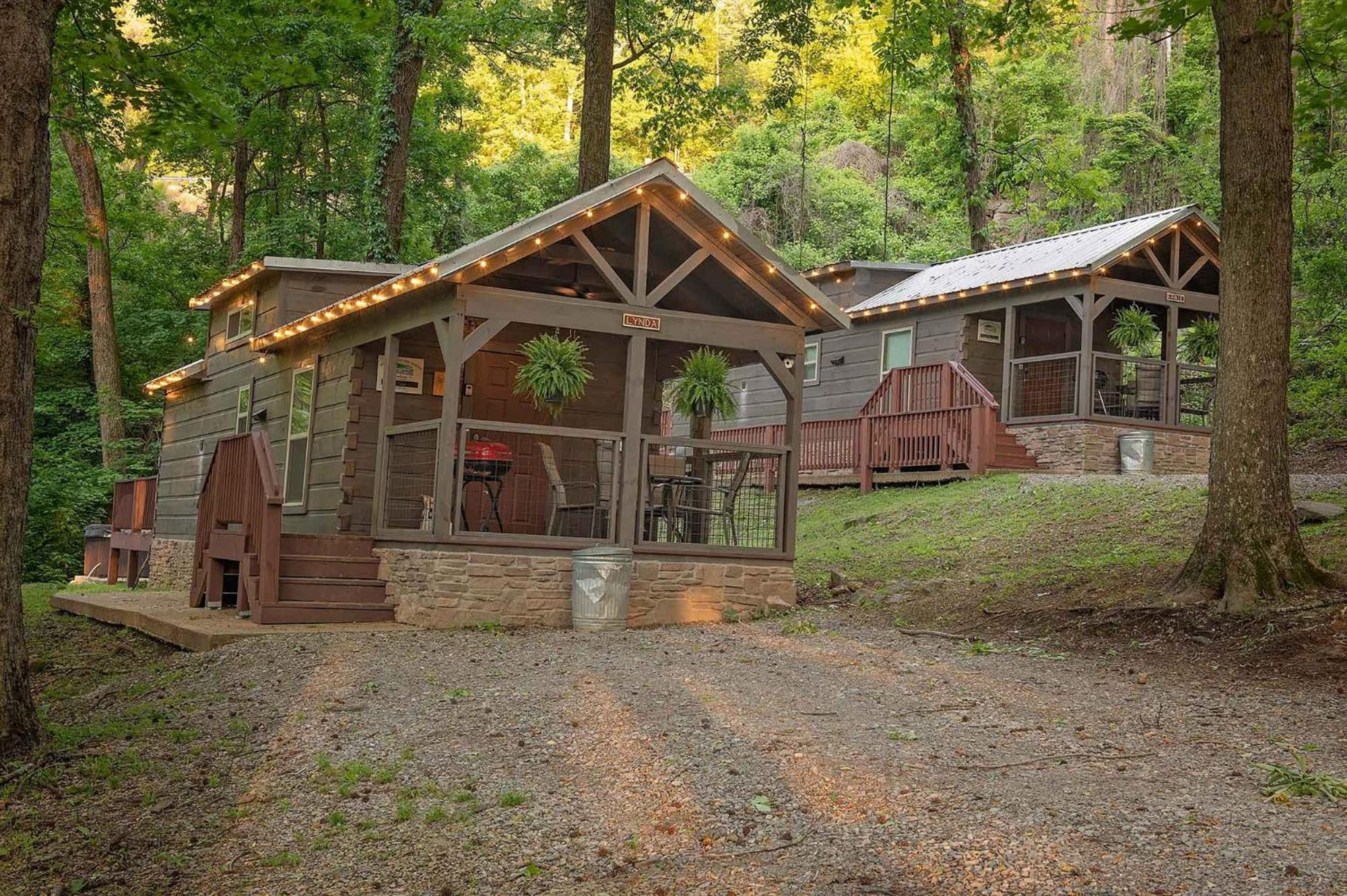 Tiny Cabin Village Private Hot Tub Lynda Cabin Chattanooga Exterior photo